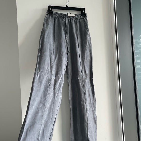 Zara pants - Picture 3 of 3